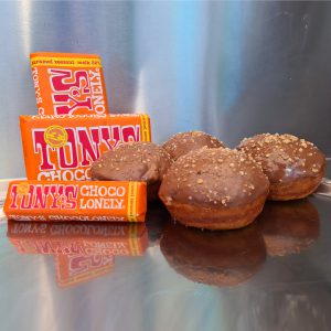 Tony's Chocolony Caramel Zeezout bol
